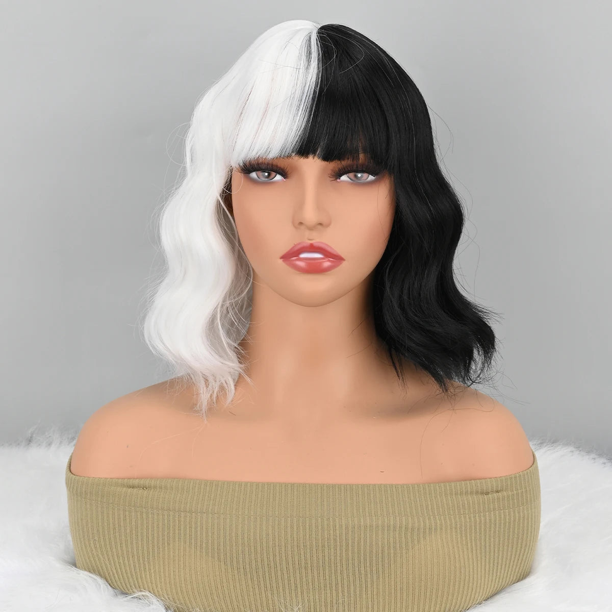 Short Wavy Shoulder Length Wig (Black and White)