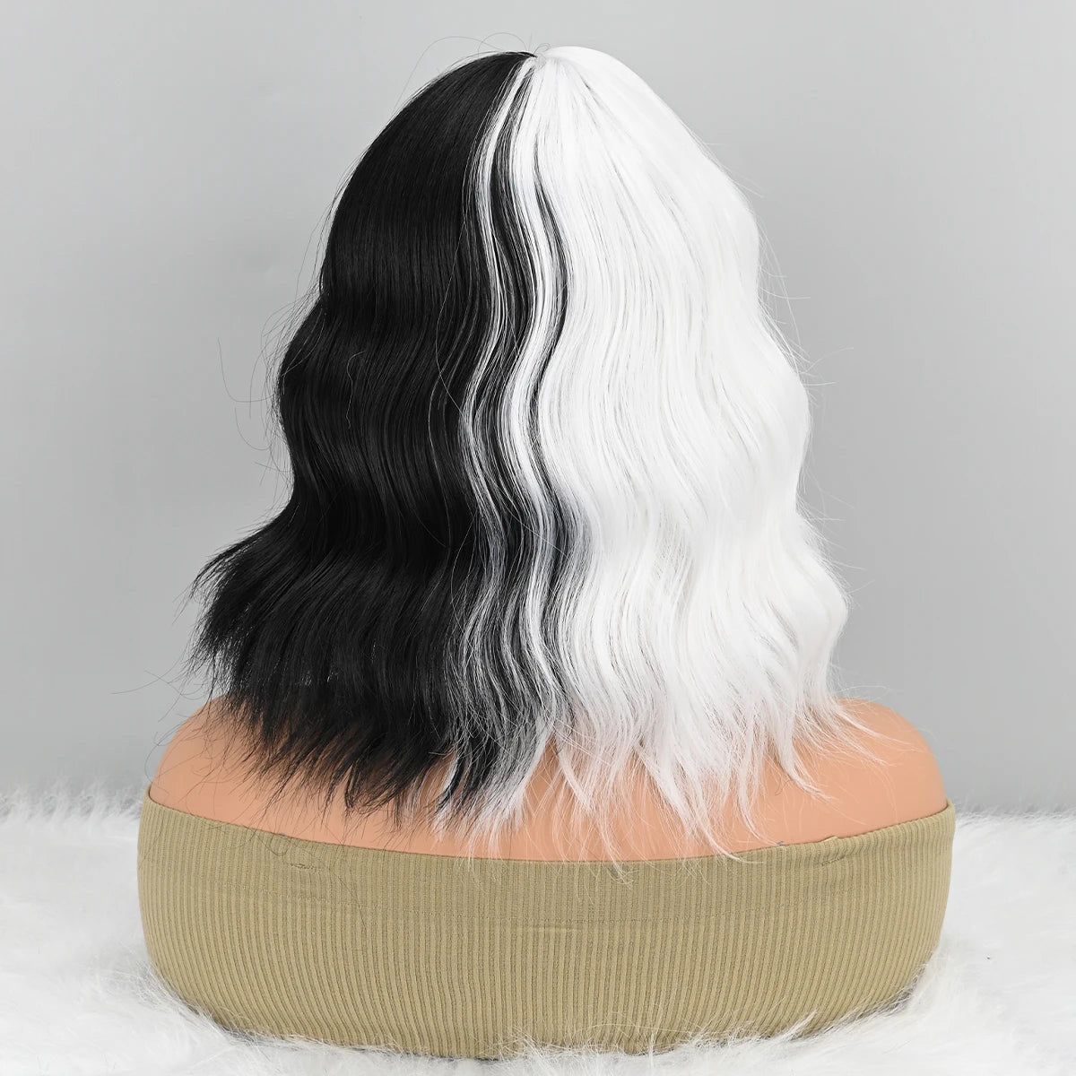Short Wavy Shoulder Length Wig (Black and White)